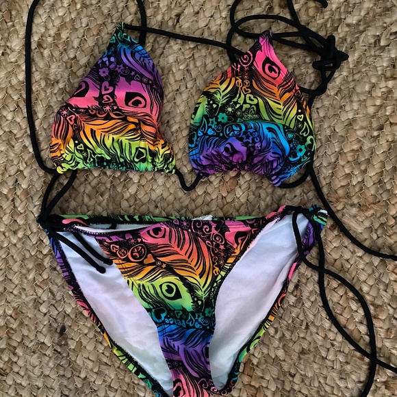 Swimsuits take all (11) - Picture 6 of 12